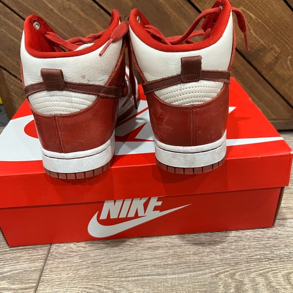 Nike Dunk High LXX Cinnabar Red White - Picture 2 of 12